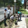 Students at the Escuela Superior de Comercio  #43 school in Argentina planting their garden.
